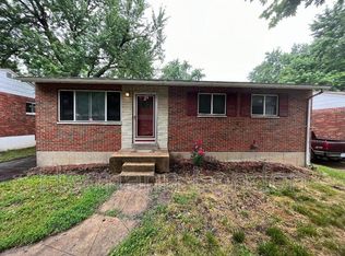1134 Prigge Ave, Saint Louis, MO 63138