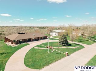777 Skyline Dr, Blair, NE 68008