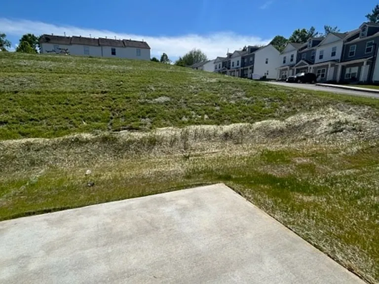 218 Tara Ct — Photo 14