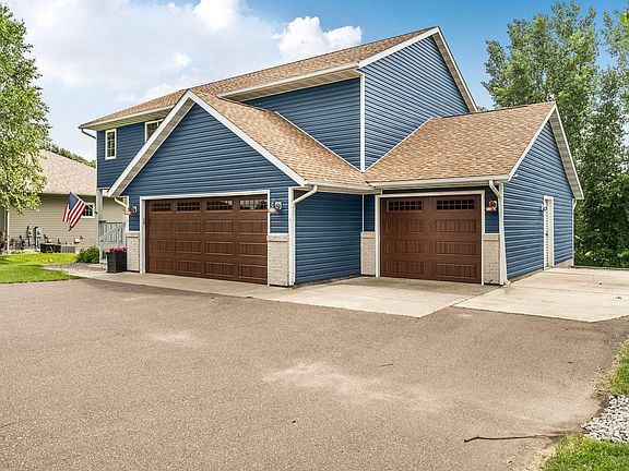 3rd image of 15815 101st St SE