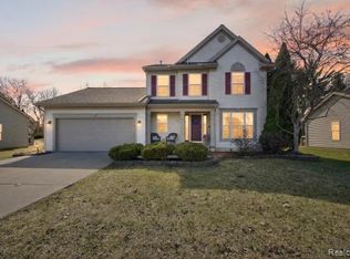 3644 Snowden Ln, Howell, MI 48843