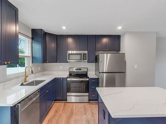 5th image of 128 Harper Ln