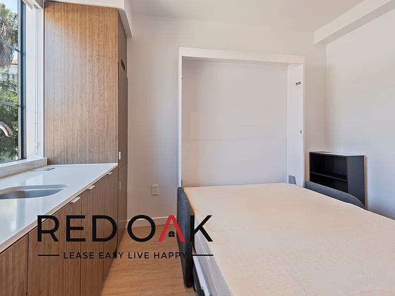 Acacia Apartments — Photo 14