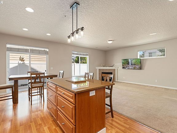 4th image of 5305 NE 54th Ave