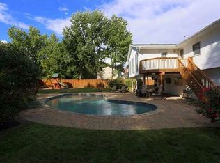 5 Daisy Ct, Nanuet, NY 10954