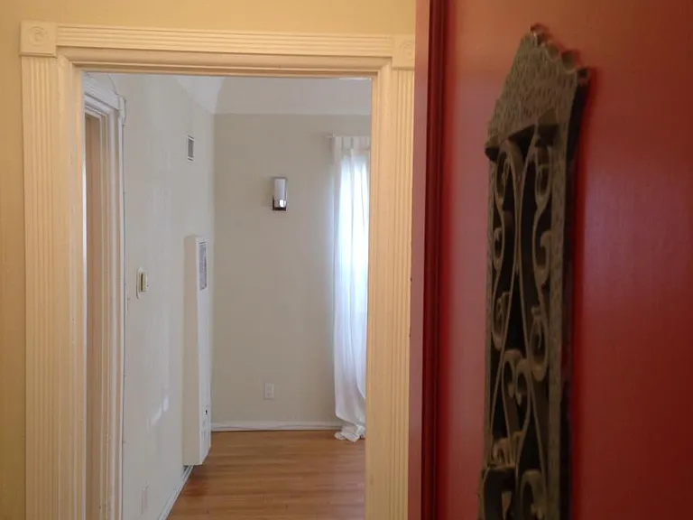 802 N Sweetzer Ave #106 — Photo 4