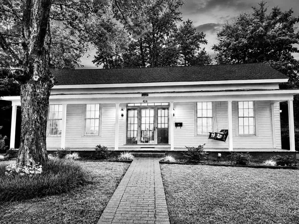 414 N Poplar St, Florence, AL 35630