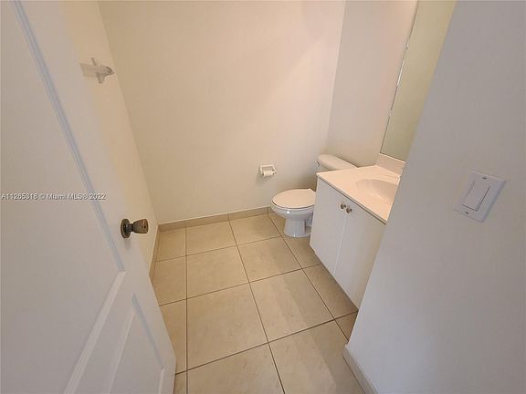5th image of 22631 SW 88th Pl #918