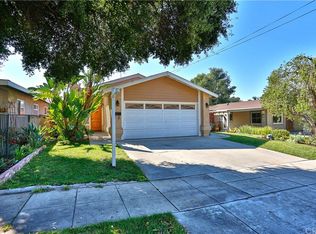 118 W Gladstone St, San Dimas, CA 91773