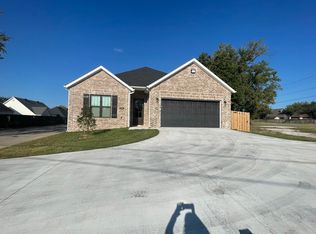 576 Rosedale Pl, Springdale, AR 72764