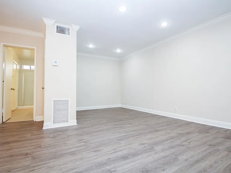 4301 Colfax Ave. — Photo 34