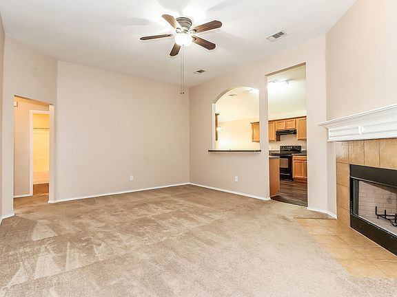 5th image of 1206 Augustin Dr