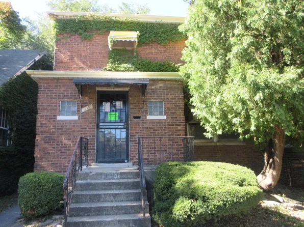 9054 S Jeffery Blvd, Chicago, IL 60617