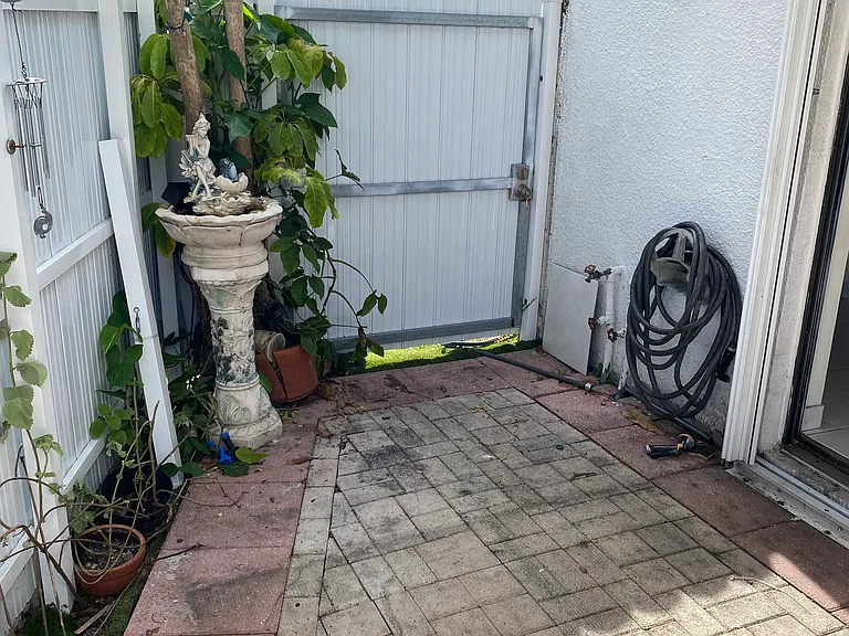 8301 SW 157th Ave #207 — Photo 27