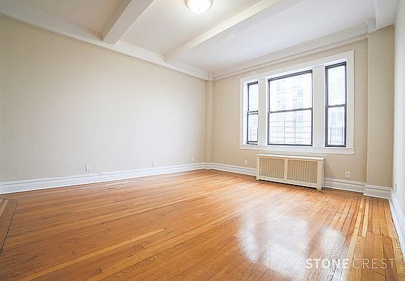 4th image of 412 Cathedral Pkwy #61F