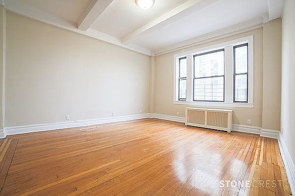 1st image of 412 Cathedral Pkwy #71