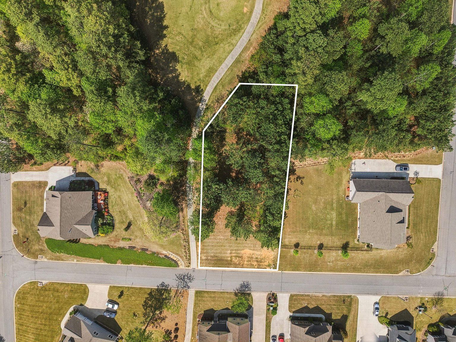 5 Club Cart Rd