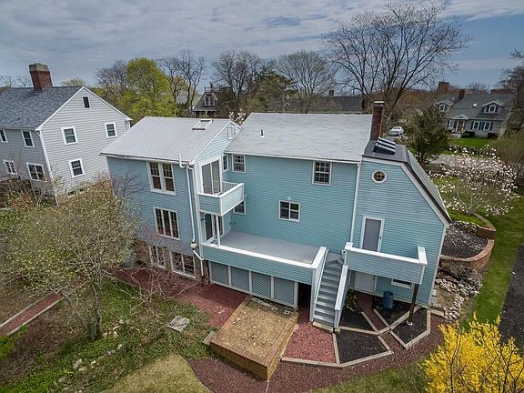3rd image of 158 South St