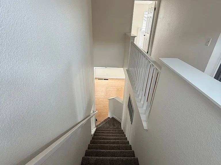 109 Birchwood Ct — Photo 11
