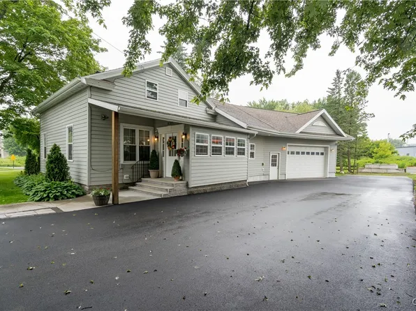 10159 Washington St, Copenhagen, NY 13626
