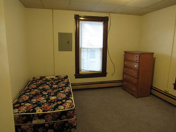 5th image of 777 Wayne Ave APT 6