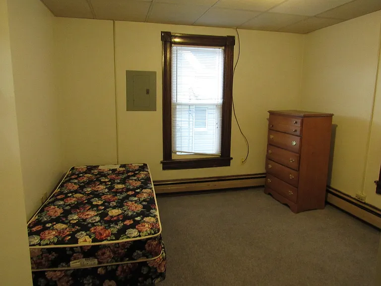 777 Wayne Ave #1-6 — Photo 16