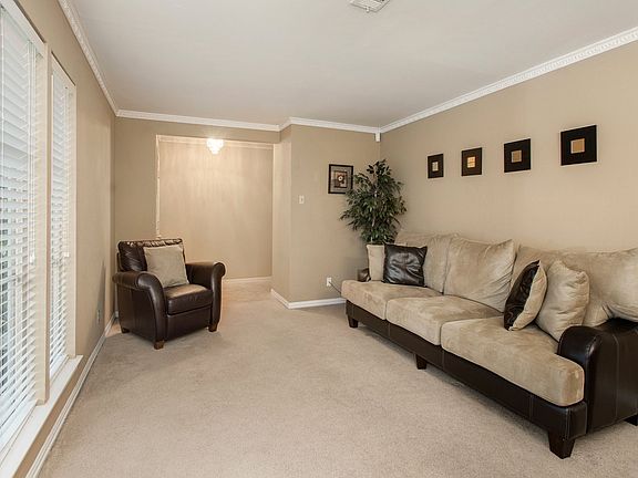 5th image of 3168 Chapel Downs Dr