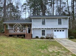 5027 Vonn Pl, Stone Mountain, GA 30087