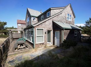 5715 Barefoot Ln, Pacific City, OR