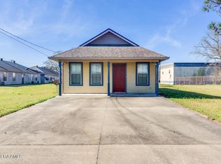 315 Woodcrest Cir, New Iberia, LA 70560