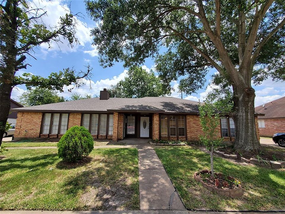 1st image of 19311 Lazy Valley Dr