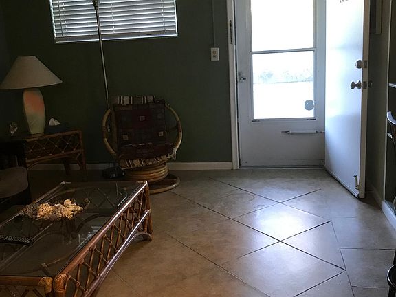 3rd image of 92550 Overseas Hwy APT 112