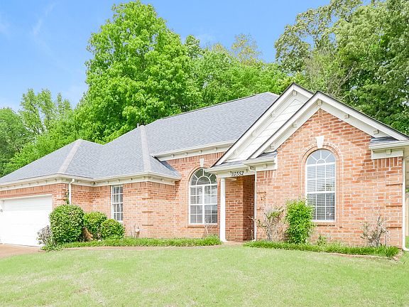 3rd image of 10352 Walden Pine Ct