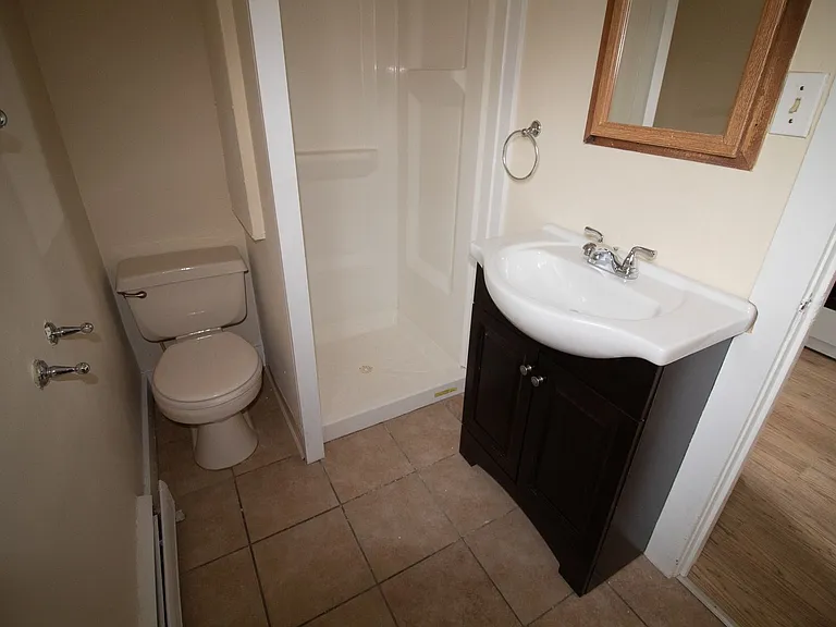 323 Pleasant St — Photo 7