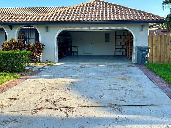 2nd image of 22822 Pinewood Ct
