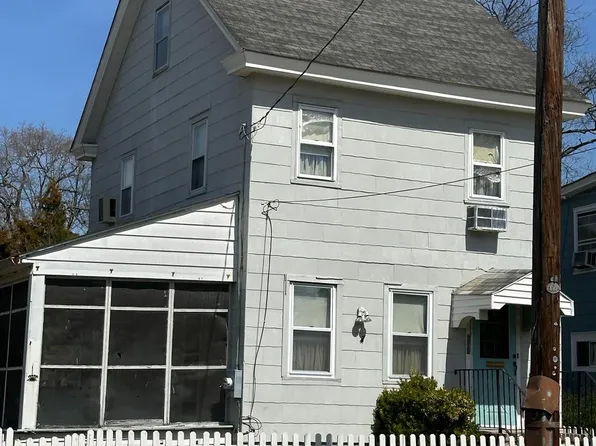 316 Vine St E, Millville, NJ 08332