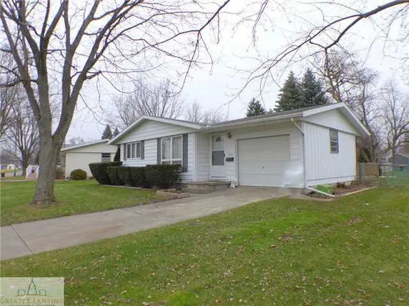 507 S Traver St, Saint Johns, MI 48879