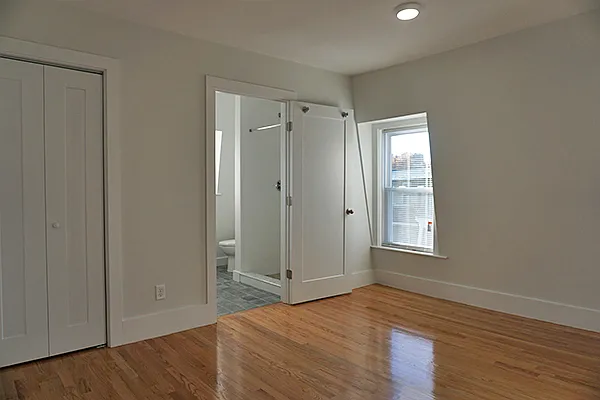 4 Osgood St #3A — Photo 10