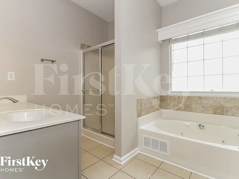 32 Soapstone Ln — Photo 11