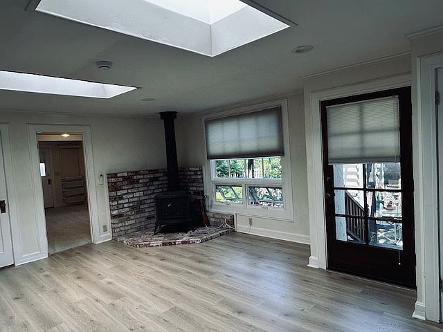 Living Area 2