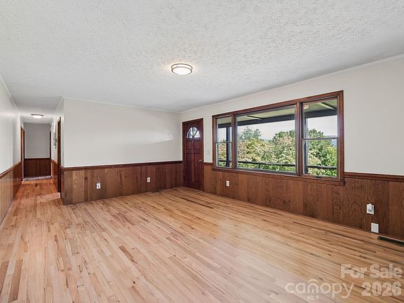4th image of 727 E Lyda Rd