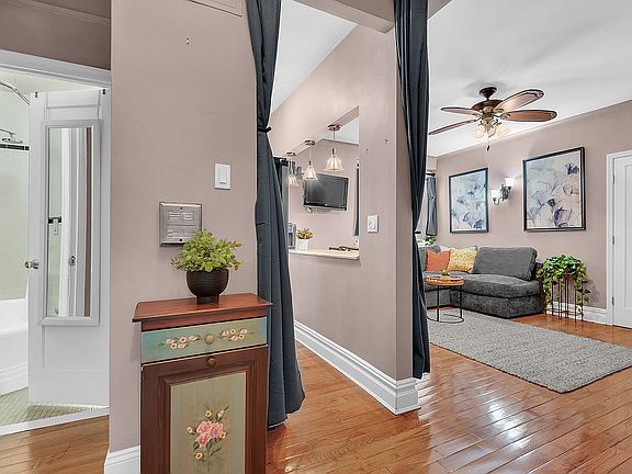 3rd image of 130 Bay Ridge Pkwy APT 1M