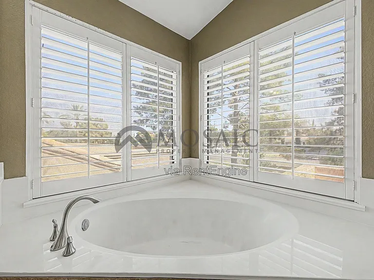 1819 E Cascade Dr — Photo 27