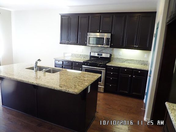 3rd image of 29565 Pebble Creek Ct