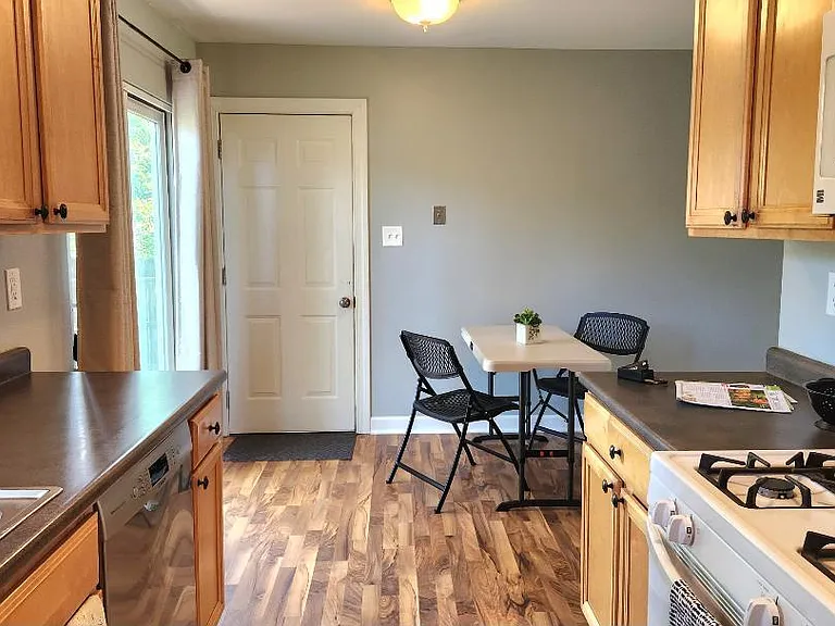 608 Sheridan Dr — Photo 8