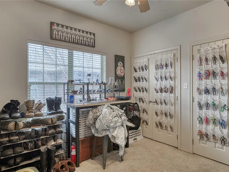 136 Forest Dr — Photo 14