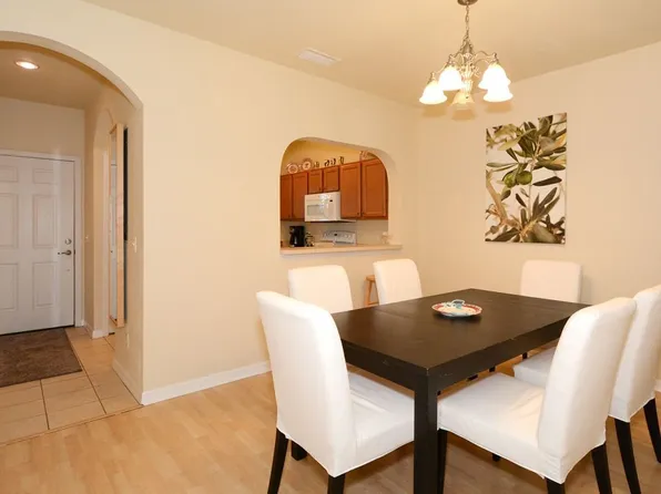 3715 45th Ter W Unit 105, Bradenton, FL 34210