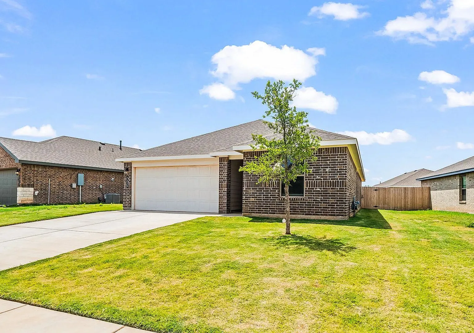 Spacious 4BR House in Lubbock — Photo 3