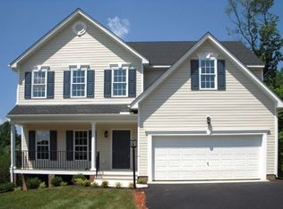 2066 Maginoak Ct, North Chesterfield, VA 23236