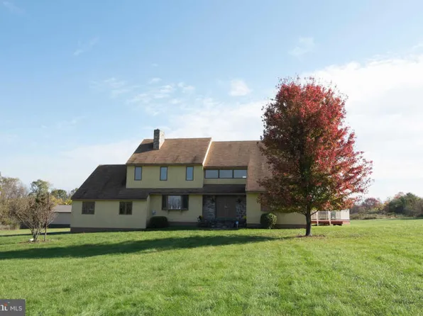 183 Eagle Rd, Newtown, PA 18940